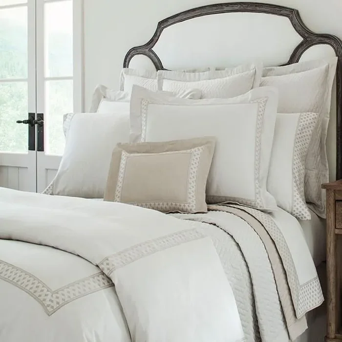Ara King Flat Sheet