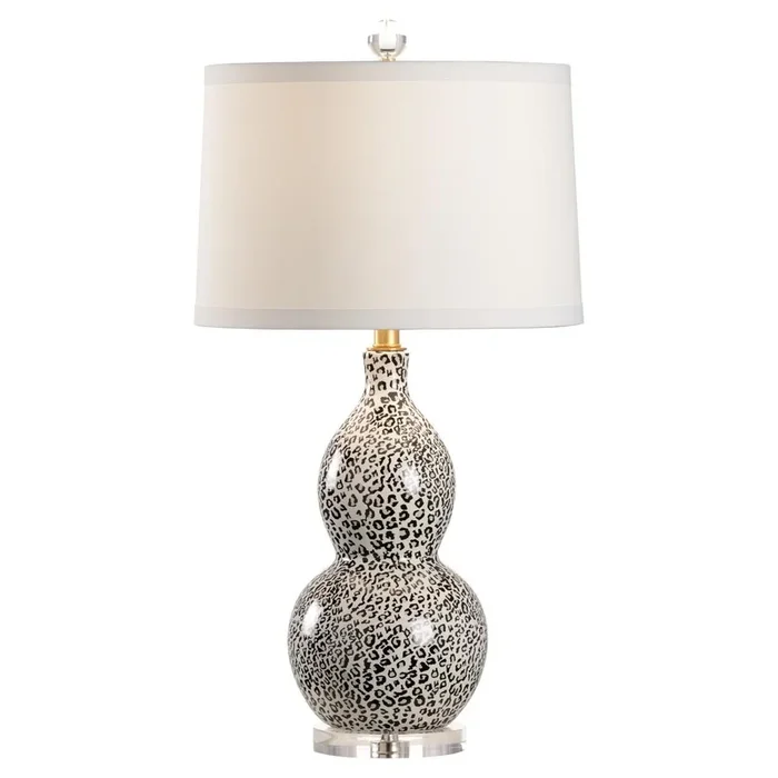 Gray Snow Leopard Ceramic Table Lamp