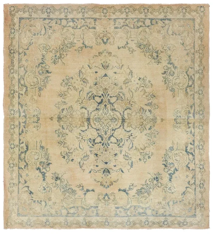 Vintage Kazvin Handwoven Traditional Rug, J73497