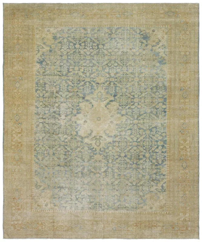 Vintage Sultanabad Handwoven Tribal Rug, J72502