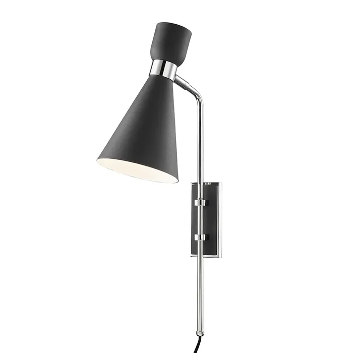 Willa Plug-In Sconce